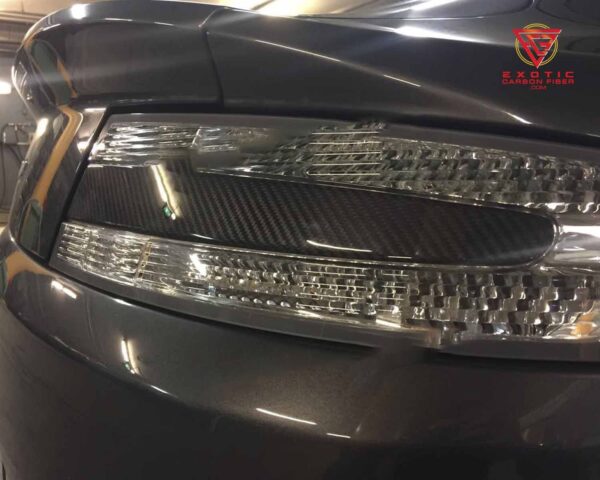 AST004_Rear_Taillight_Trim